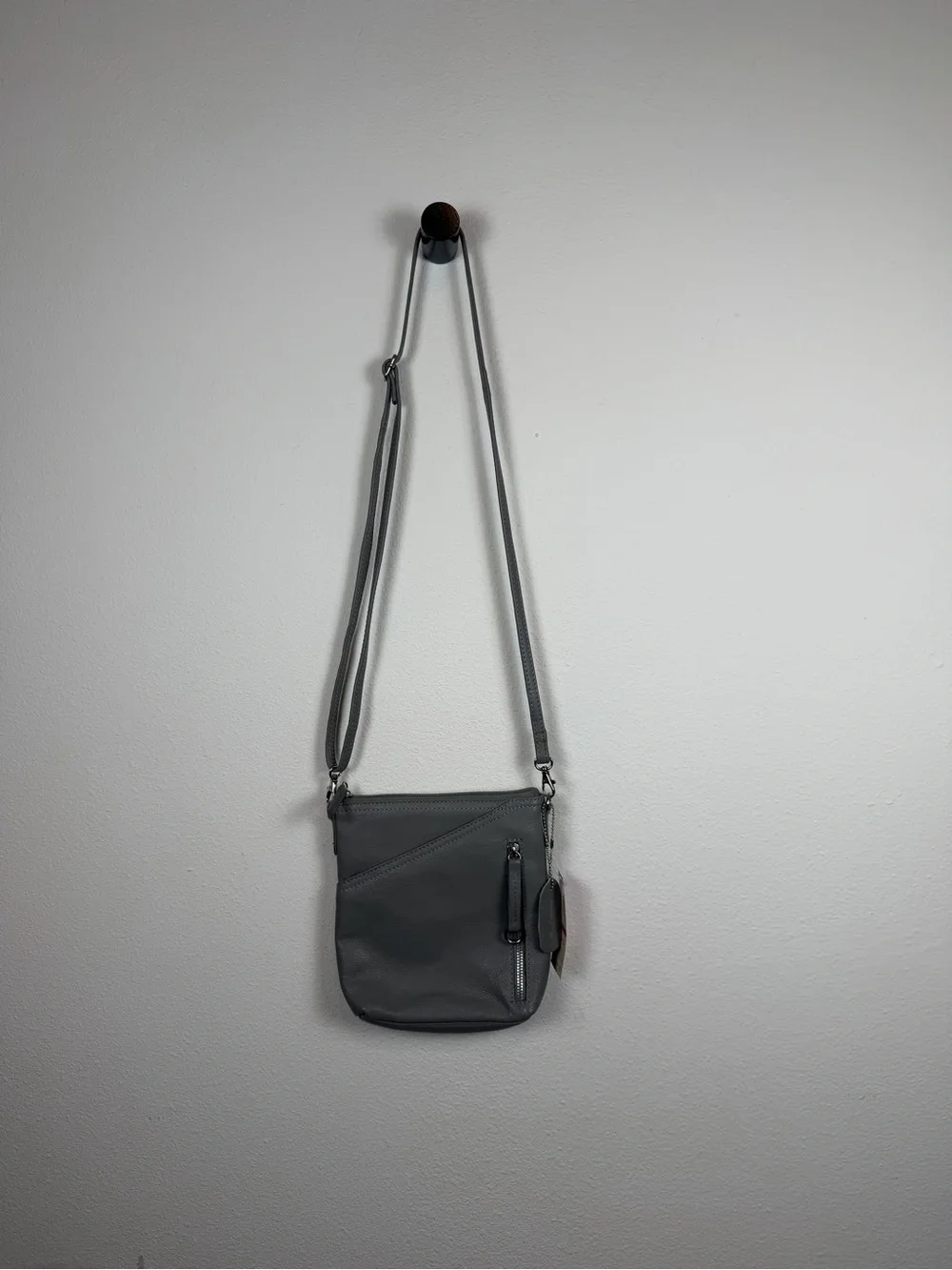 Everyday Gray Crossbody Cosmetic Pouch - Sleek Organizer
